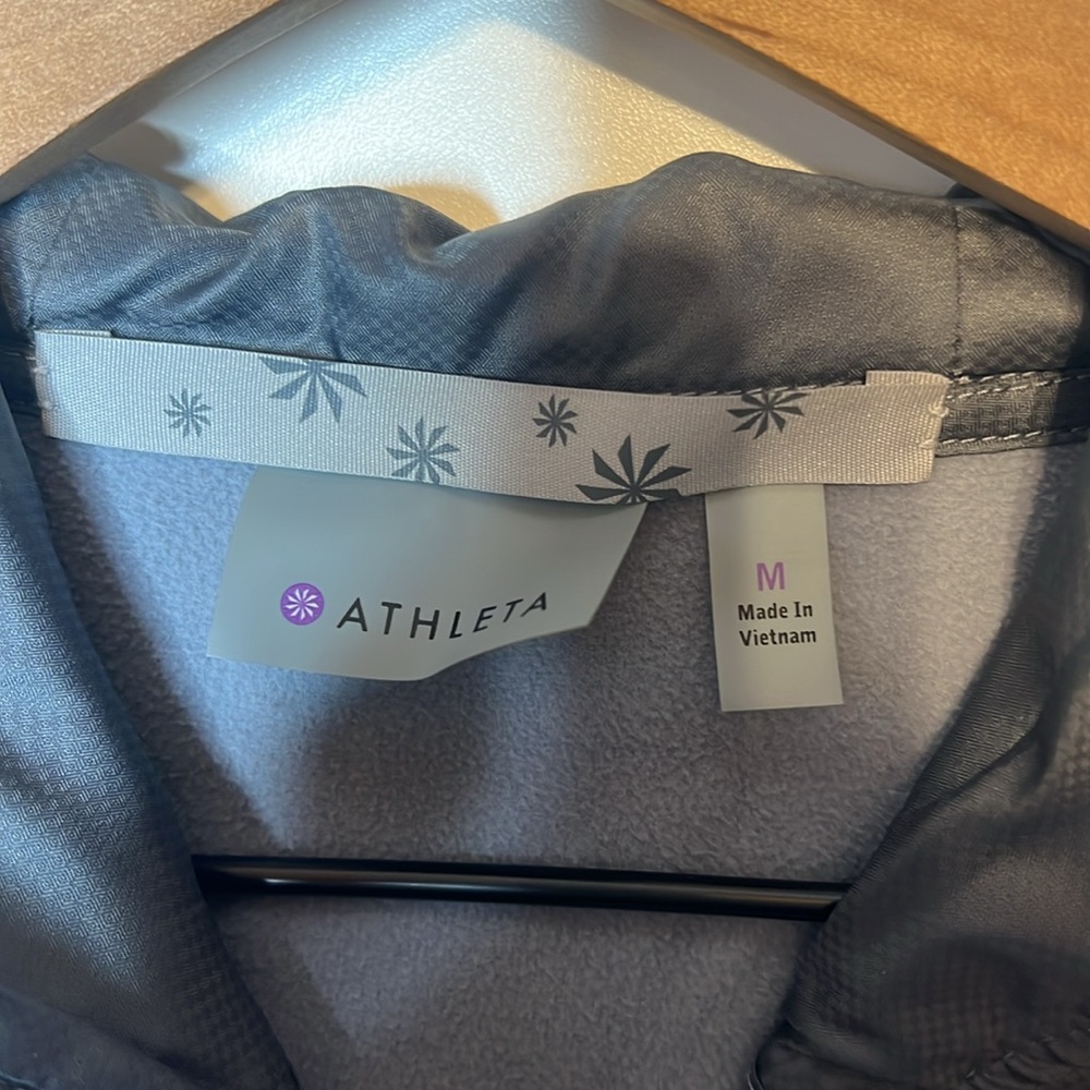 Athleta Verbier Softshell Jacket Medium - image 2